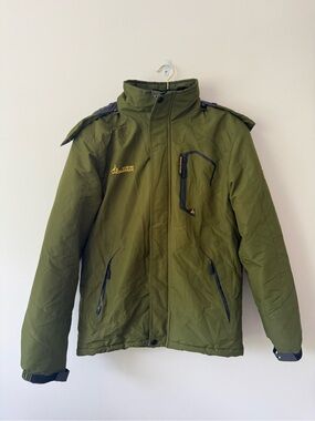 Olive Green Insulated Men's Jacket - Undisclosed Brand